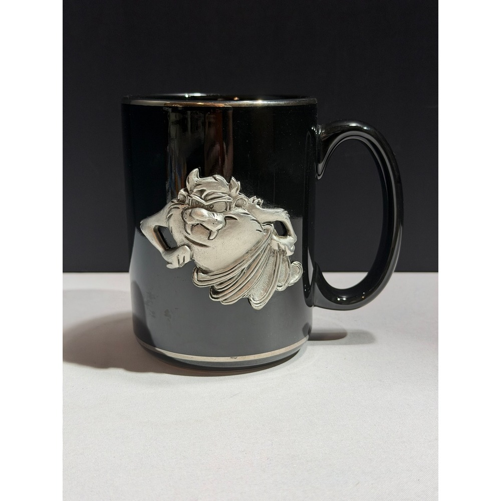 Warner Bros Looney Tunes Taz Tasmanian Devil 3D Metal Emblem Black Ceramic Mug